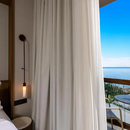 Enavlion Elegance Seaside Luxury Hotel *